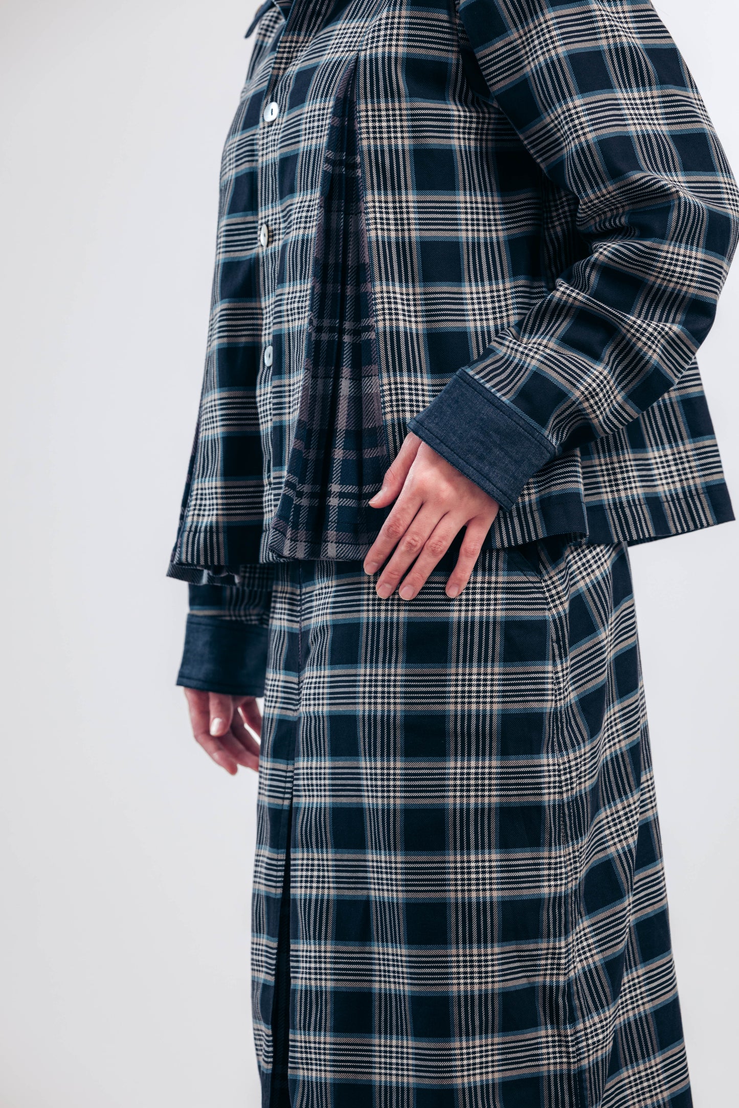 Pleated Jacket (Version with Hand-Stitched Button Details)