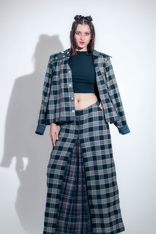 Pleated Jacket (Version with Hand-Stitched Button Details)