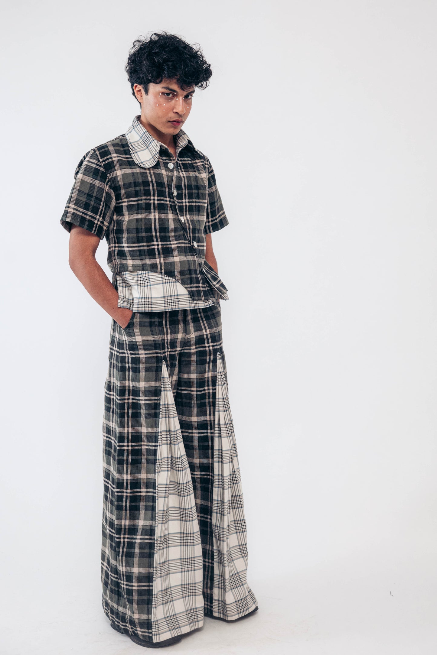 Plaid Pleated Trouser